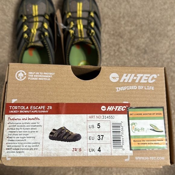 NWT!! Hi-Tec Tortola Escape Jr!! - Picture 9 of 9